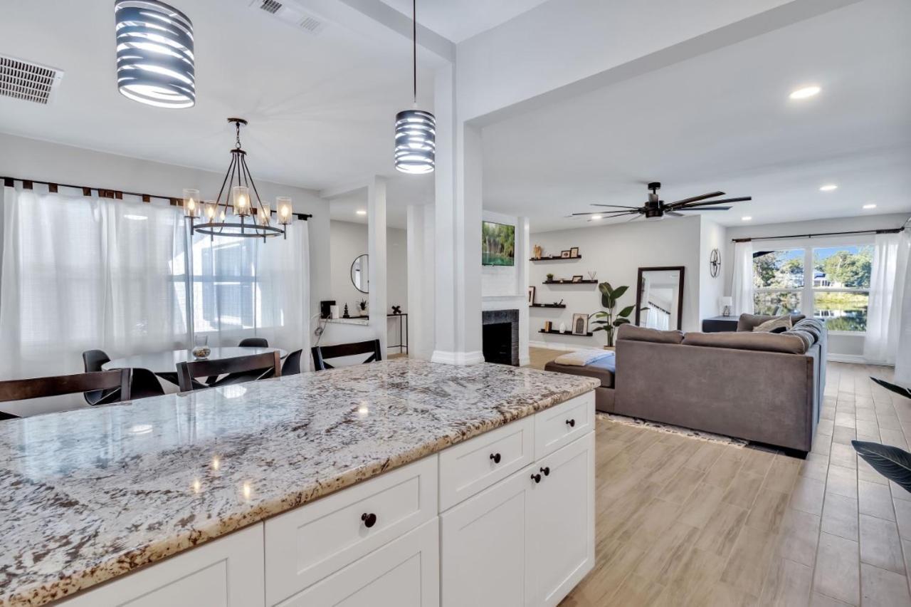 Modern Lake Front Casita Near Winter Park! أورلاندو المظهر الخارجي الصورة